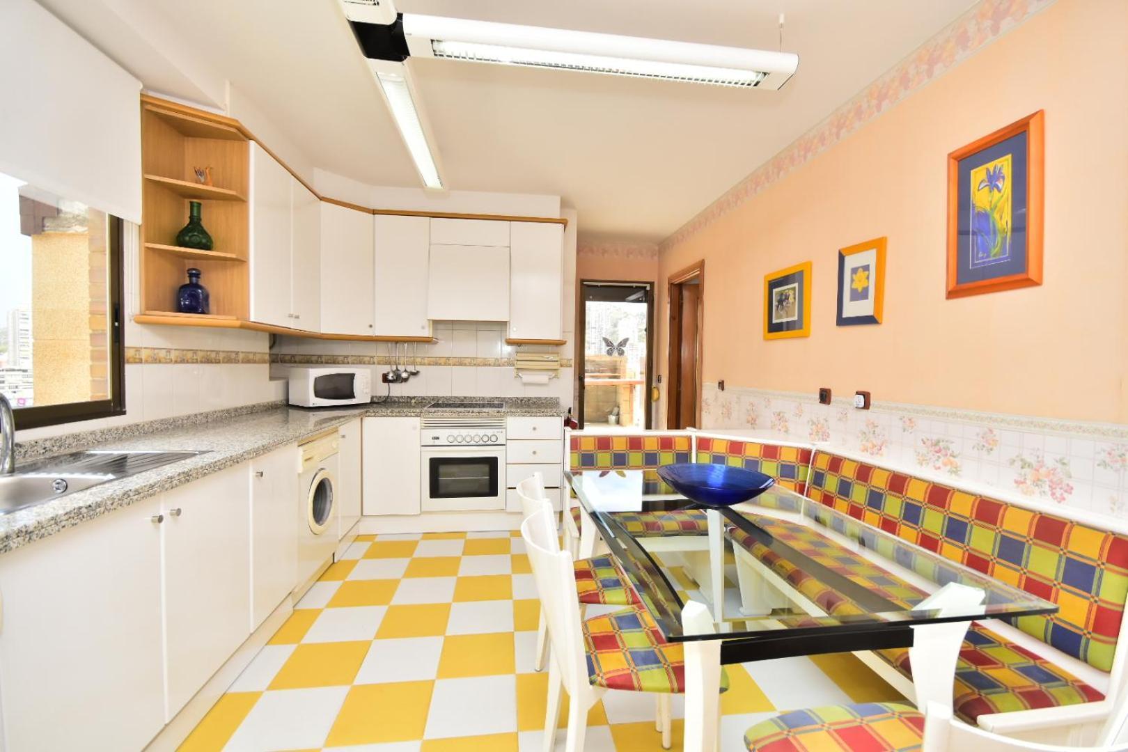 Atico Con Gran Terraza Apartment เบนิดอร์ม ภายนอก รูปภาพ